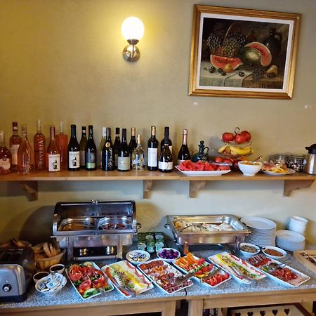Pensiune restaurant Tohanu Vechi Zărneşti Extérieur photo