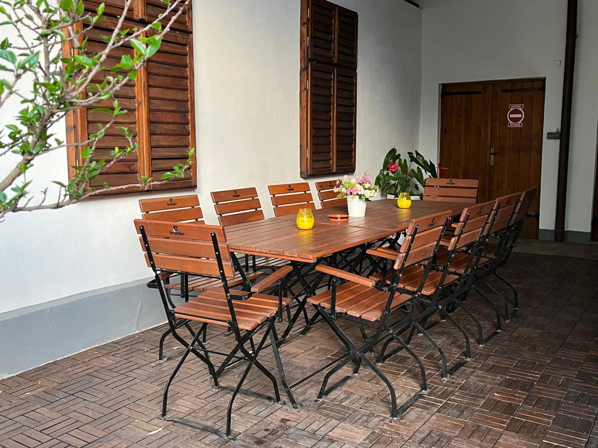 Pensiune restaurant Tohanu Vechi Zărneşti Extérieur photo
