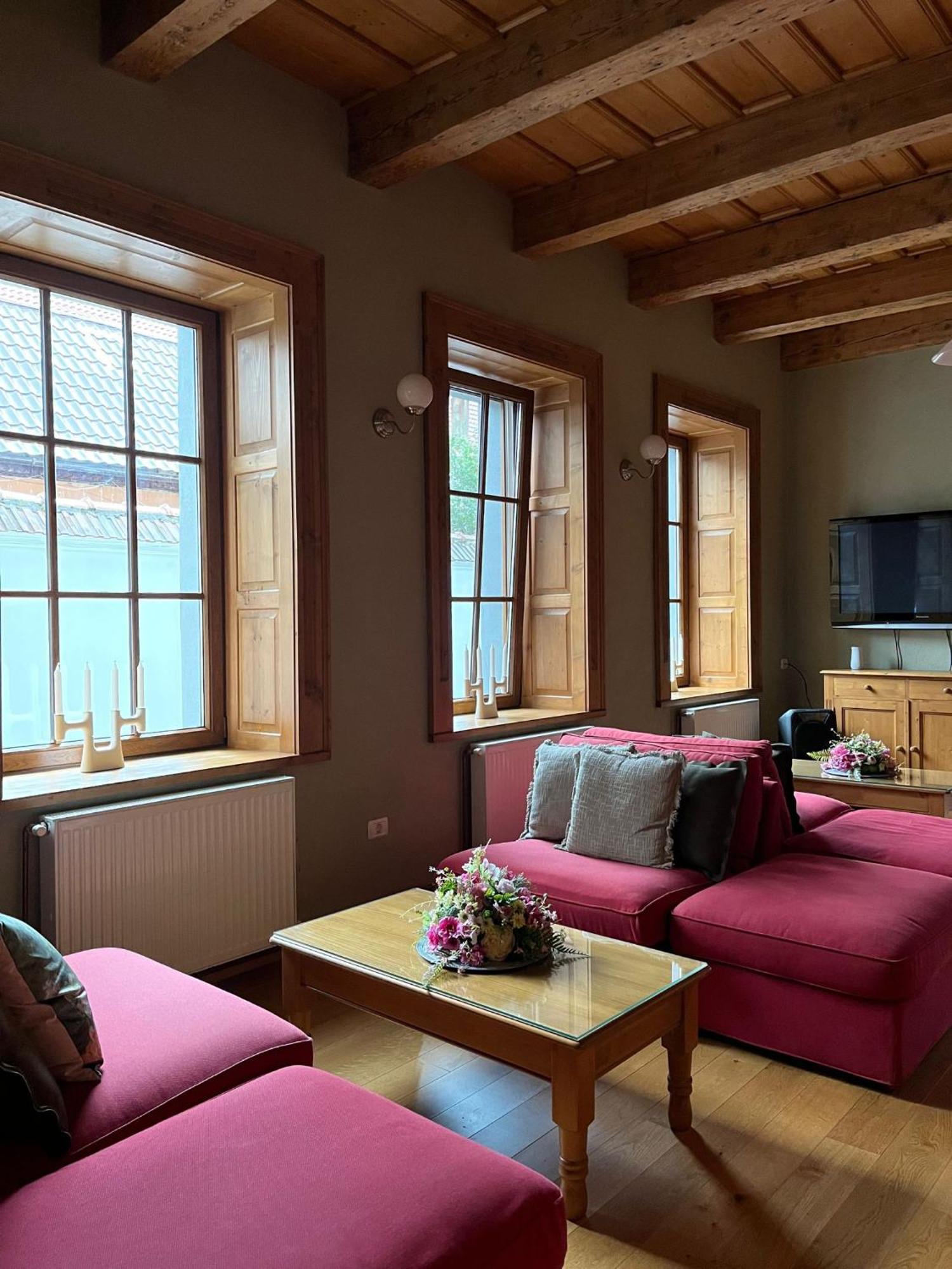 Pensiune restaurant Tohanu Vechi Zărneşti Extérieur photo